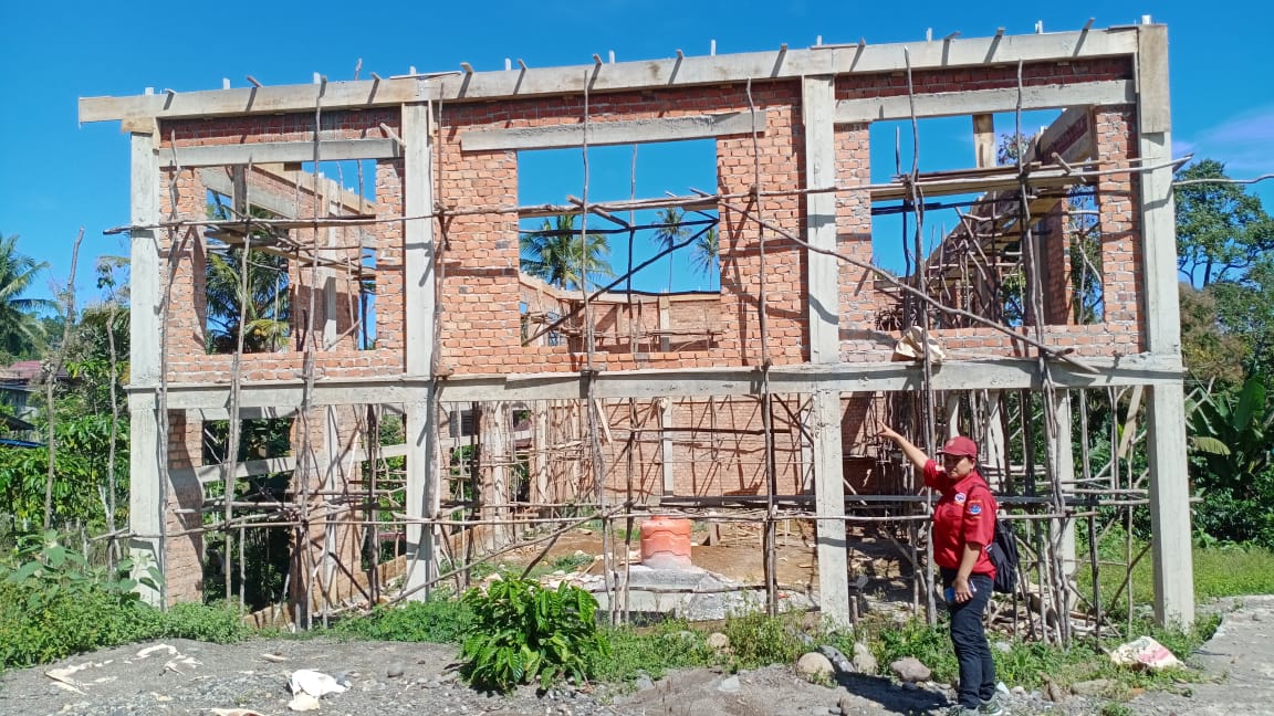 GEDUNG SERBA GUNA APBDES TA 2024 TERBENGKALAI DIDUGA AJANG KORUPSI POMIDI, SE PJS KADES MUARA GULA KOTA AGUNG LAHAT