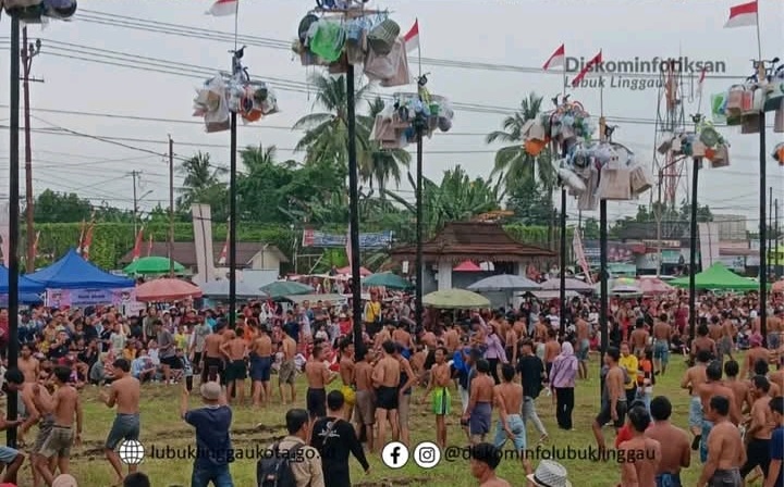Wali Kota Lubuklinggau Buka Pesta Rakyat HUT RI ke-80