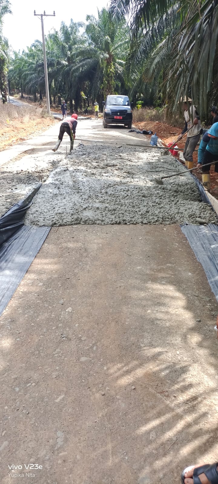 PENINGKATAN JALAN DESA SUKA BAKTI DARMA RAHARJA KEC KIKIM BARAT LAHAT APBD TA 2025 DIDUGA LADANG KORUPSI KONTRAKTOR